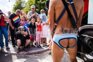 1377358904-copenhagen-gay-pride-parade-2013_2490923