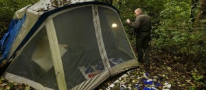 camping-back-yard-illegal-800x350